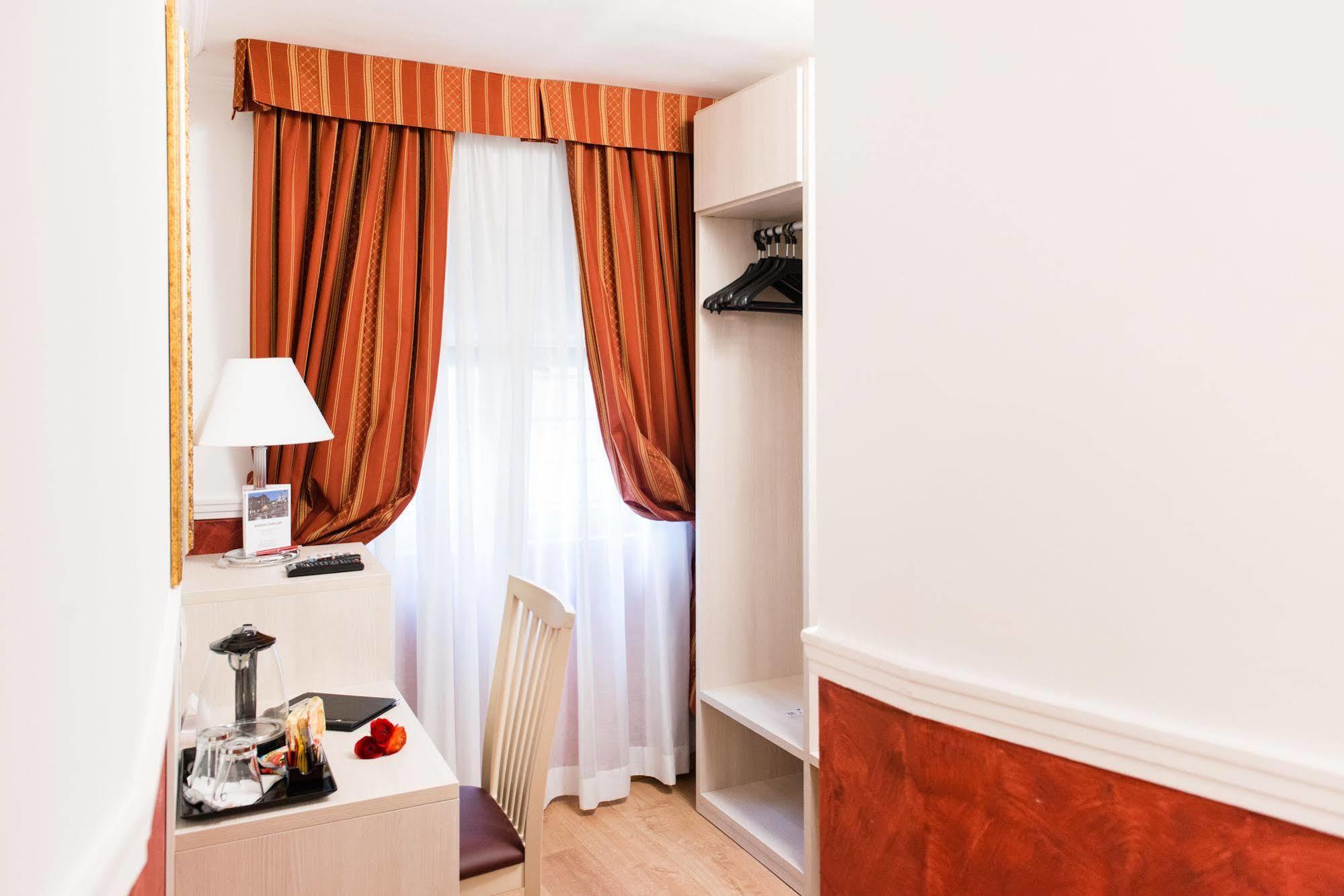Bed and Breakfast Domus Capilupi Řím Exteriér fotografie