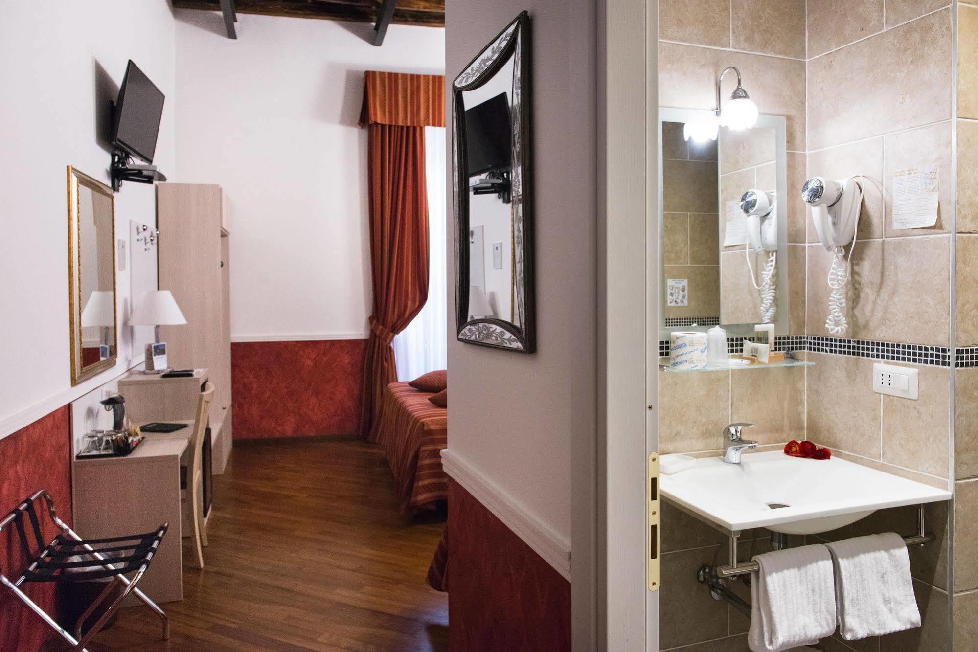 Bed and Breakfast Domus Capilupi Řím Exteriér fotografie